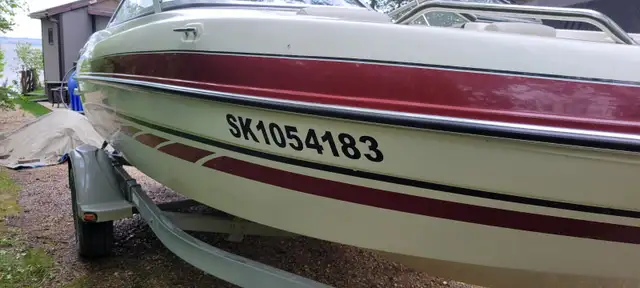 2007 Glastron GT 185 (Red XL) Inboard  Boat For Sale in Powerboats & Motorboats in Regina - Image 3