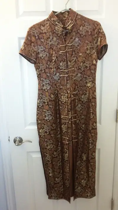 CHINESE  SILK  COSTUME HANDMADE QUIPAO, View more