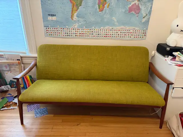 Finn Juhl Two-Seater Sofa Banquette in Couches & Futons in City of Toronto - Image 2