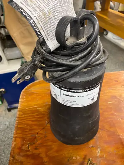 Mastercraft Submersible Utility Pump 1/6 HP 2.2 Amp Max Lift 26’ Max Flow 1330 GPH Single Phase AC T...