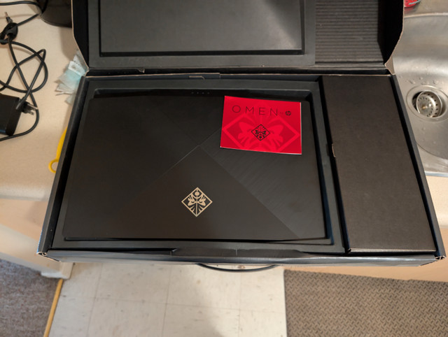 HP omen gaming laptop for sale. in Laptops in Kitchener / Waterloo - Image 3
