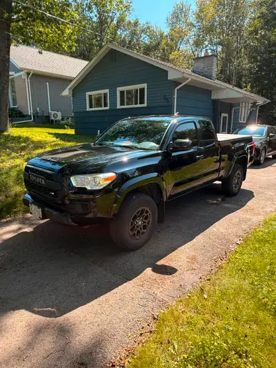 Certified! 2017 Toyota Tacoma 4x4 Access Cab SR+ Make: Toyota Model: Tacoma Trim: SR+ Year: 2017 Bod...