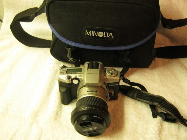 Minolta Maxxum 4 camera in Cameras & Camcorders in City of Toronto