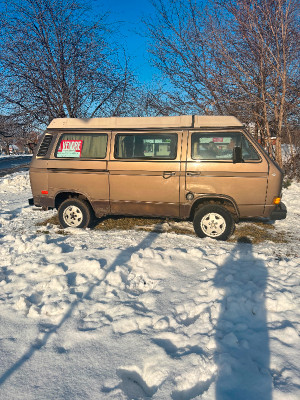 1985 Volkswagen Bus / Vanagon