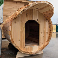 Cedar Barrel Dog House