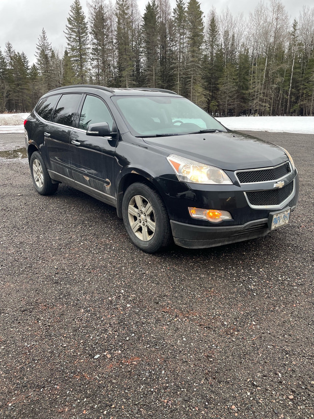 2012 Traverse LT in Cars & Trucks in Thunder Bay - Image 2