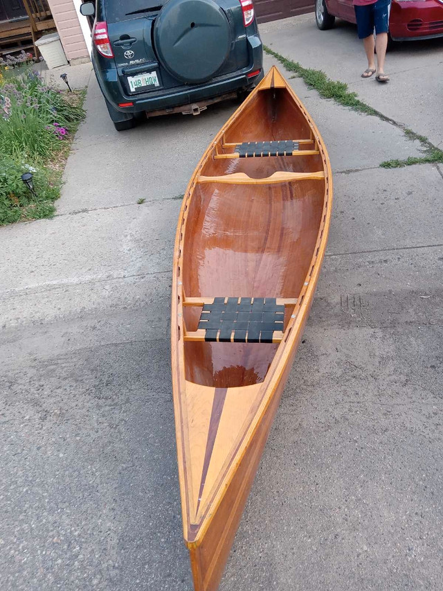 Canoe Cedar strip dans Sports nautiques  à Prince Albert - Image 2