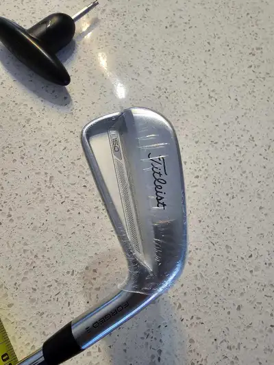 Titleist 150 4 iron w Project X 6.0 LZ, View more