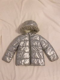 Children’s place girl puffy jacket / size 4T