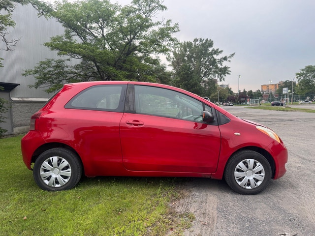 Toyota Yaris 2006 — photo 2