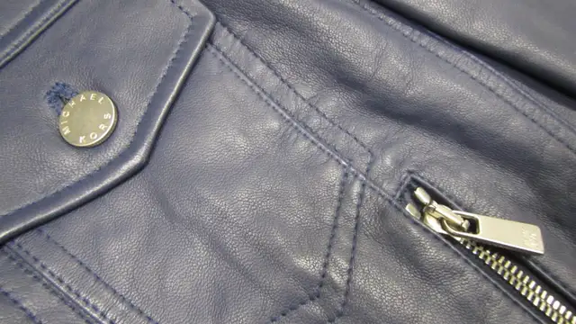 Size Medium Michael Kors Indigo Blue Leather Jacket in Women's - Tops & Outerwear in City of Toronto - Image 7