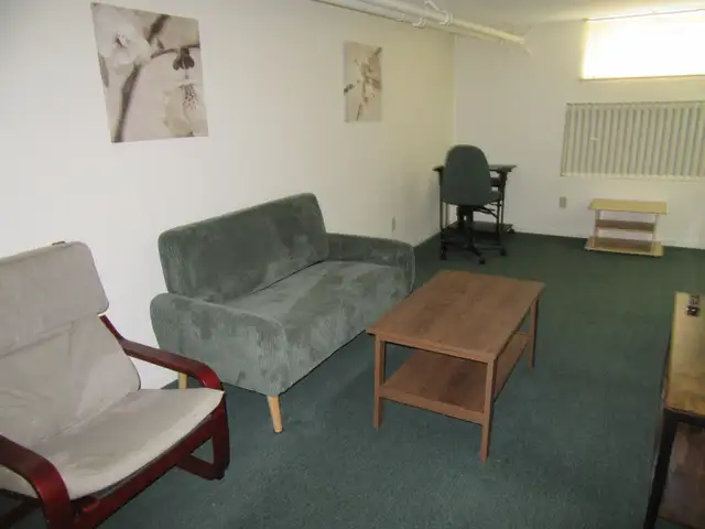 CIVIC/TUNNEY’S/WELLINGTON WEST SHORT TERM RENTAL in Short Term Rentals in Ottawa - Image 4