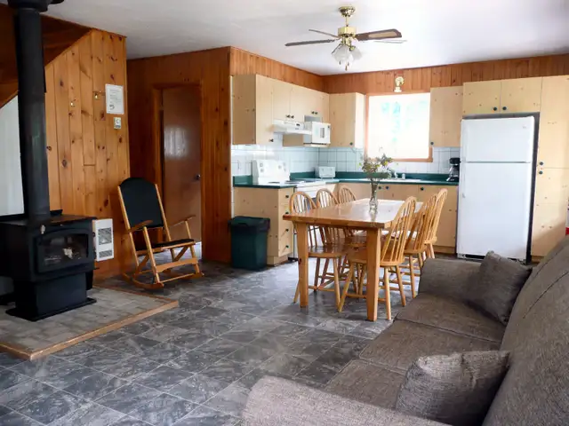 Chalet a louer in Quebec in Canada - Image 6