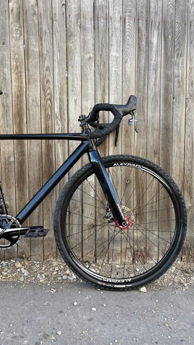Garneu Steeple xc Full carbon gravel bike  in Road in Calgary - Image 4