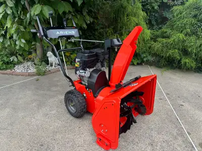 Ariens 24” Classic Snowblower Souffleuse a Neig, View more