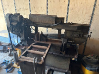For sale Heavy Duty metal band saw.