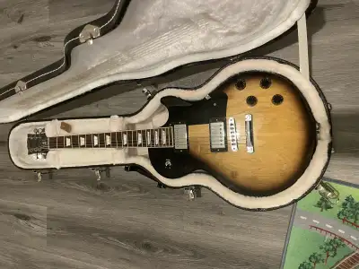 Gibson les Paul studio 2018, View more
