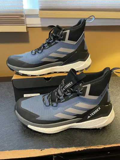 Men's Size 10 adidas Terrex Unity Mid COLD.RDY Gortex, View more