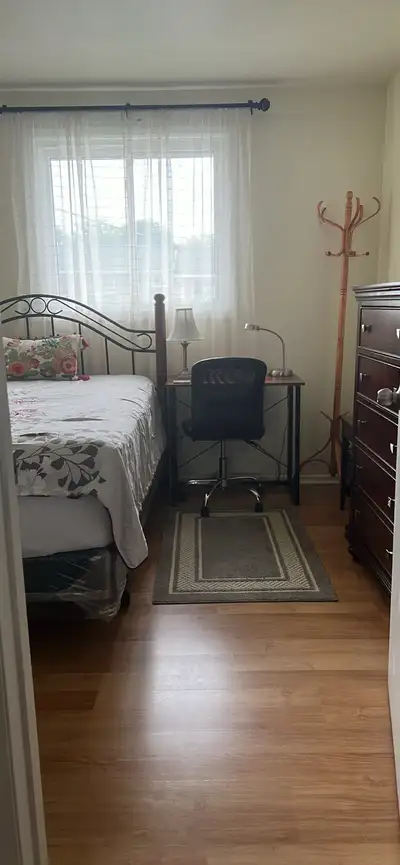 Cozy Furnished Room for Rent – Ideal for a Young Working Professional If you’re looking for a quiet,...