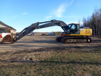 John Deere 290G LC Excavator