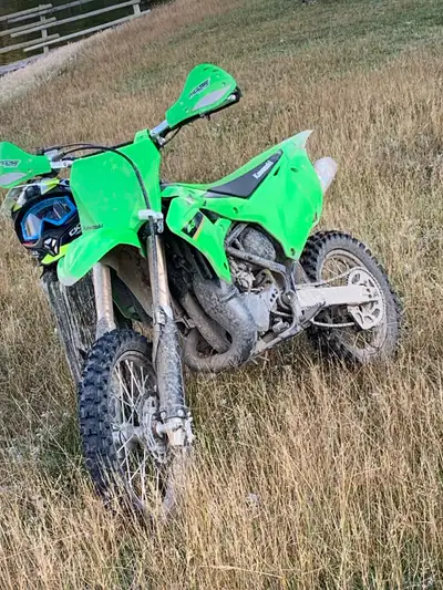Selling my 2022 Kawasaki KX85 with less then 30 hours This bike is in excellent condition and has be...