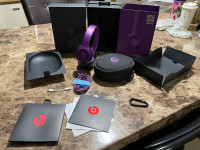 Beats Solo2 imperial violet with lightning headphones adapor
