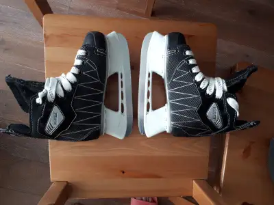 Skates CCM Intruder Size 13J, View more