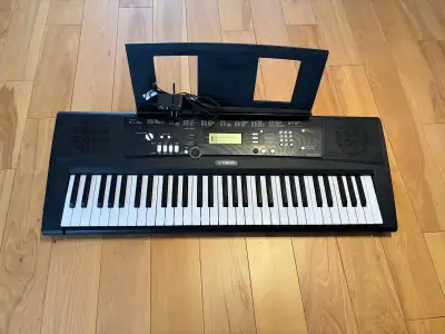 Piano numérique Yamaha EZ-220 (a vendre), View more