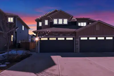 Beautiful Main suite of home available for Rent!!