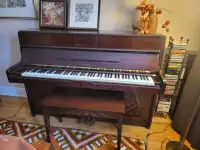 Yamaha M1A Upright Piano (1984)