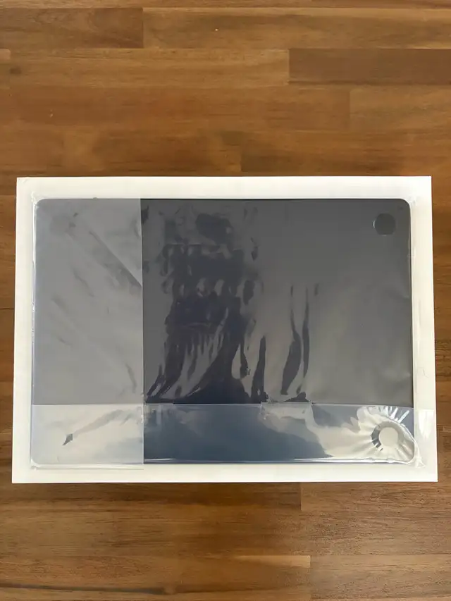 Apple MacBook Air 15.3” (2025, M4) – 16GB RAM / 256GB SSD – Midn in Laptops in City of Toronto - Image 4