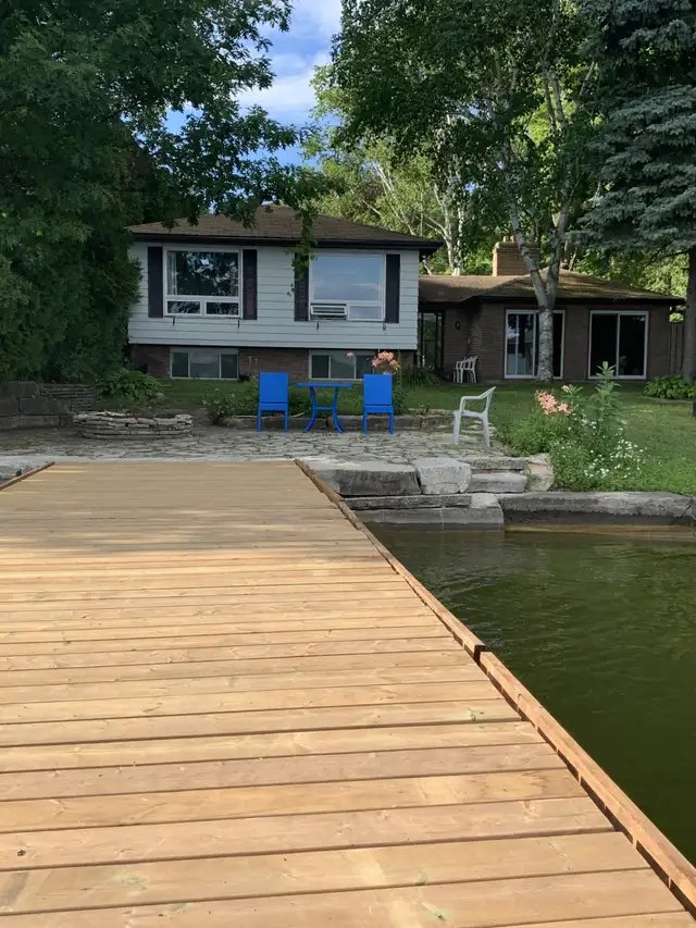 Cottage/House available for rent in Orillia