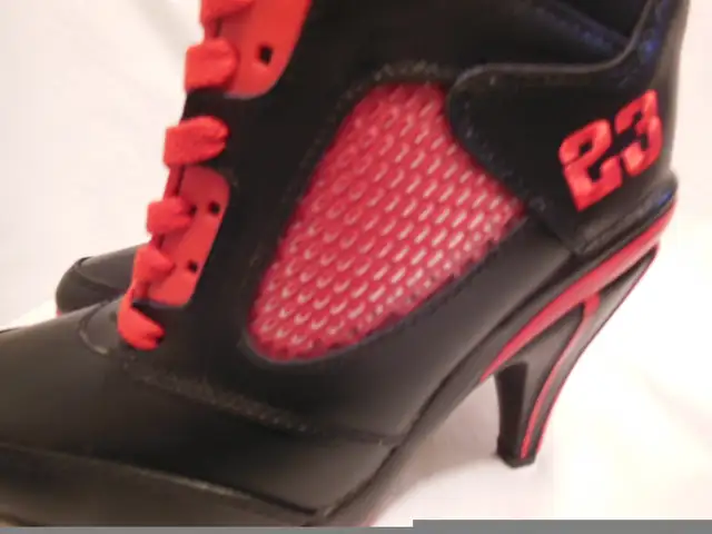 Bottillons JORDAN pour Femme 7 (ou 38) - Neuves !  418-681-1686 in Women's - Shoes in Québec City - Image 7