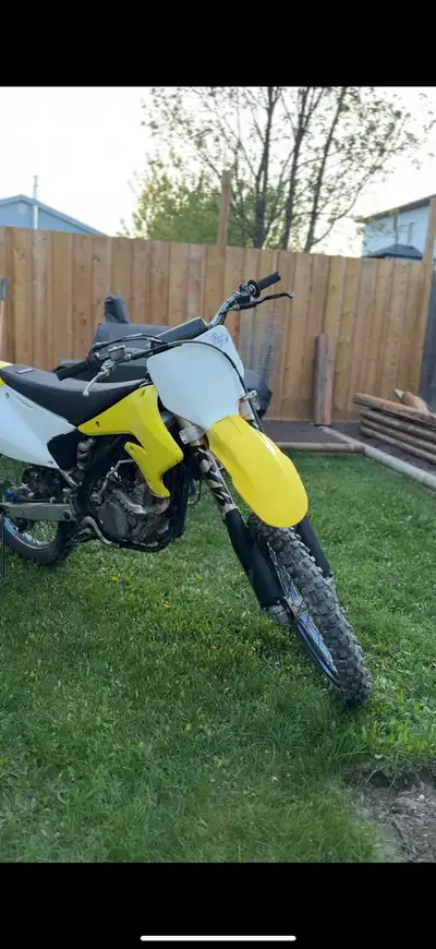 Replaced a lot of parts already bought a basket case of a bike bike has brand new throttle cable, ho...