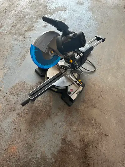 Selling my Mastercraft 10 inch Sliding Dual Bevel Compound Mitre Saw. Works well. Price is $275. Pic...