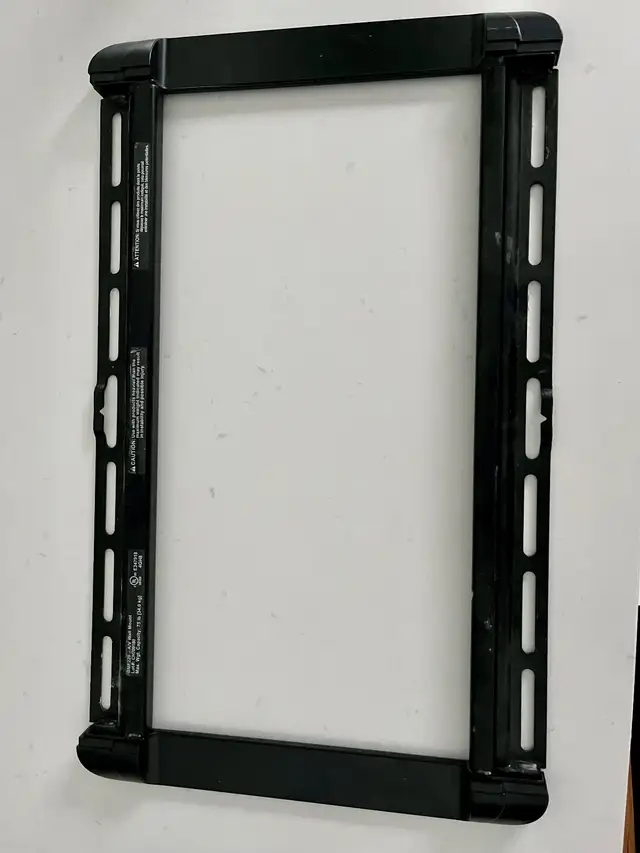 TV mount sanus swivel in Video & TV Accessories in City of Toronto - Image 3