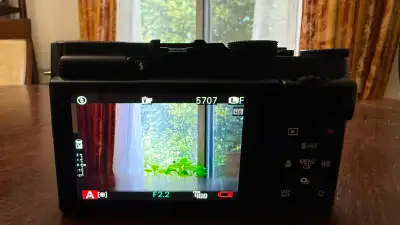 The Fujifilm X-A1 is an everyday use mirrorless user friendly camera It features a 16.3MP APS-C CMOS...
