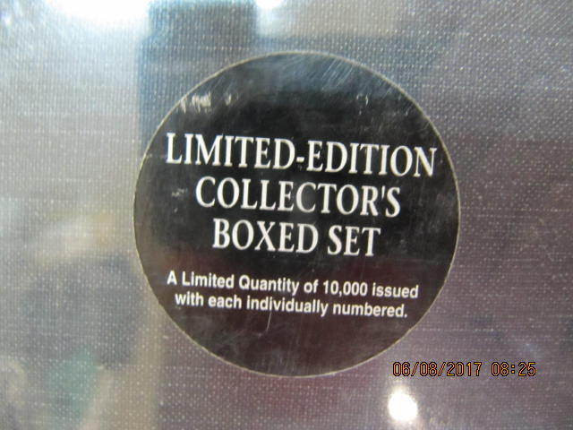 Schindler's List Limited Edition Collector's Boxed Set Circa1993 in Arts & Collectibles in Mississauga / Peel Region - Image 3