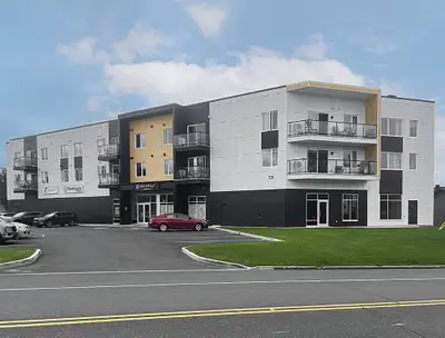 **1er mois gratuit** Cession de bail : 3 ½ Moderne & Lumineux – Libre le 1er juillet (St-Raphaël) Le...