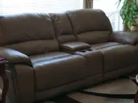 couch/chairs