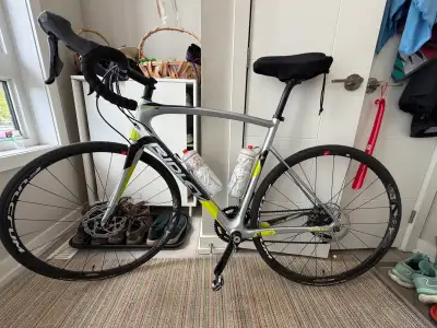 Ridley Fenix SL carbon fibre road bike. used less than 12 times., View more