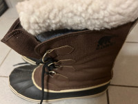 Size 9 Sorel winter boots 