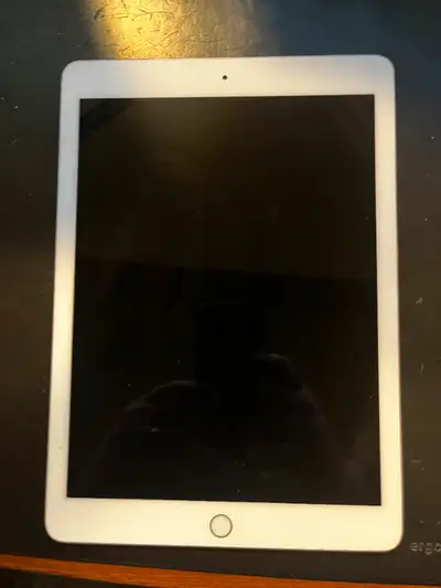 Like new IPAD - 9.7" Air Pad - Version details in pictures. Like new. Firm at $200. Has WiFi, Cellul...