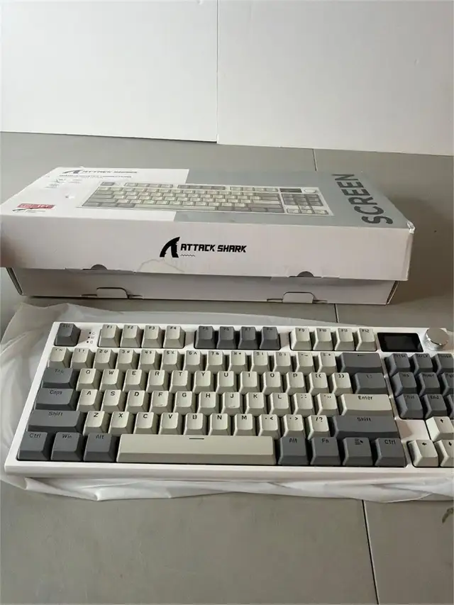 Mechanical Keyboard Tri-Mode Wireless Gaming Keyboard 75% Layout in Mice, Keyboards & Webcams in Mississauga / Peel Region - Image 6