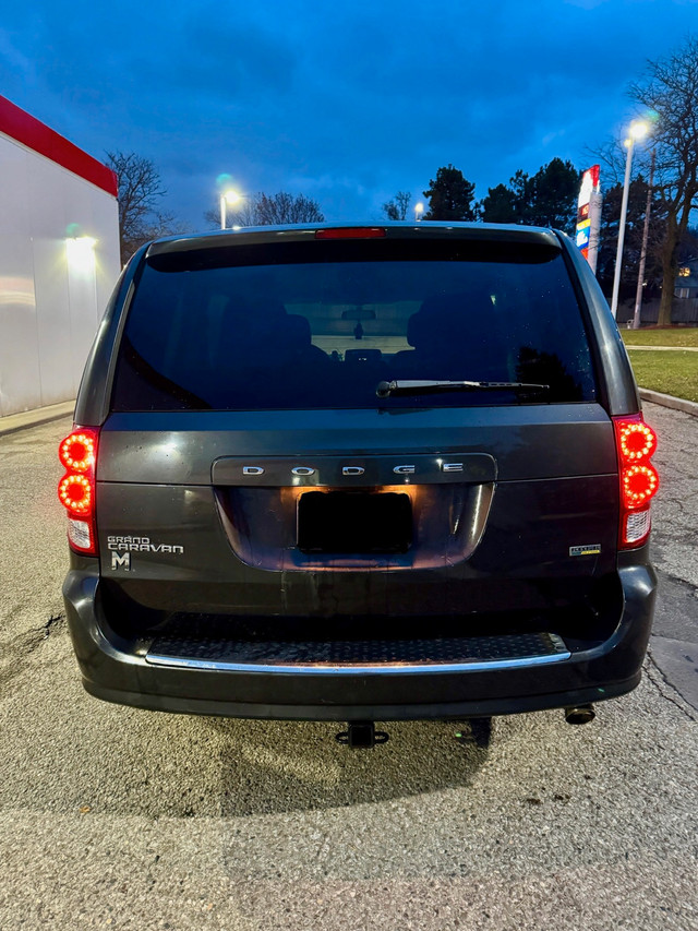 2012 Dodge Grand Caravan SXT - Full Stow & Go in Cars & Trucks in Mississauga / Peel Region
