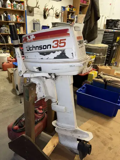 Motor runs strong, no issues with engine electric start. 120Psi compression on both cylinders. Repla...