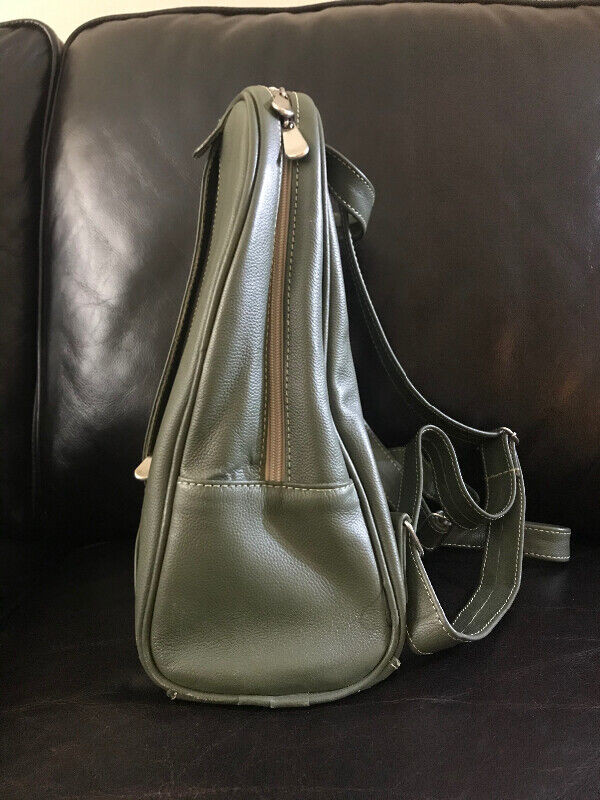 Genuine handmade leather backpack dans Femmes - Sacs et portefeuilles  à Ville de Montréal - Image 2