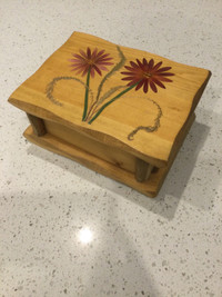 Vintage Wooden Hinged Box with Inlay flowers