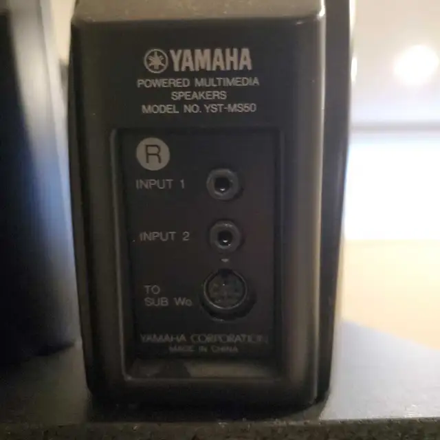 Computer speakers and Subwoofer in Speakers, Headsets & Mics in Markham / York Region - Image 5