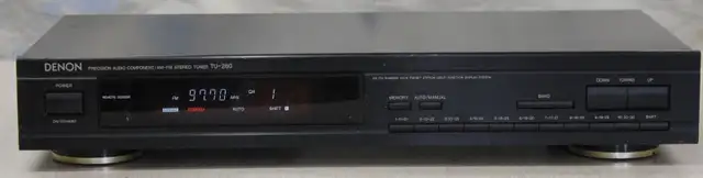 Denon TU 280 Tuner in Stereo Systems & Home Theatre in St. Catharines - Image 4